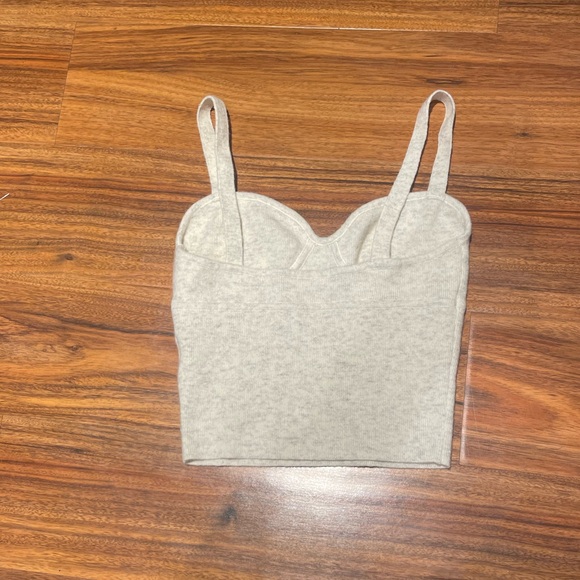 Aritzia Wilfred soft tank in heathered oatmeal - Picture 2 of 4